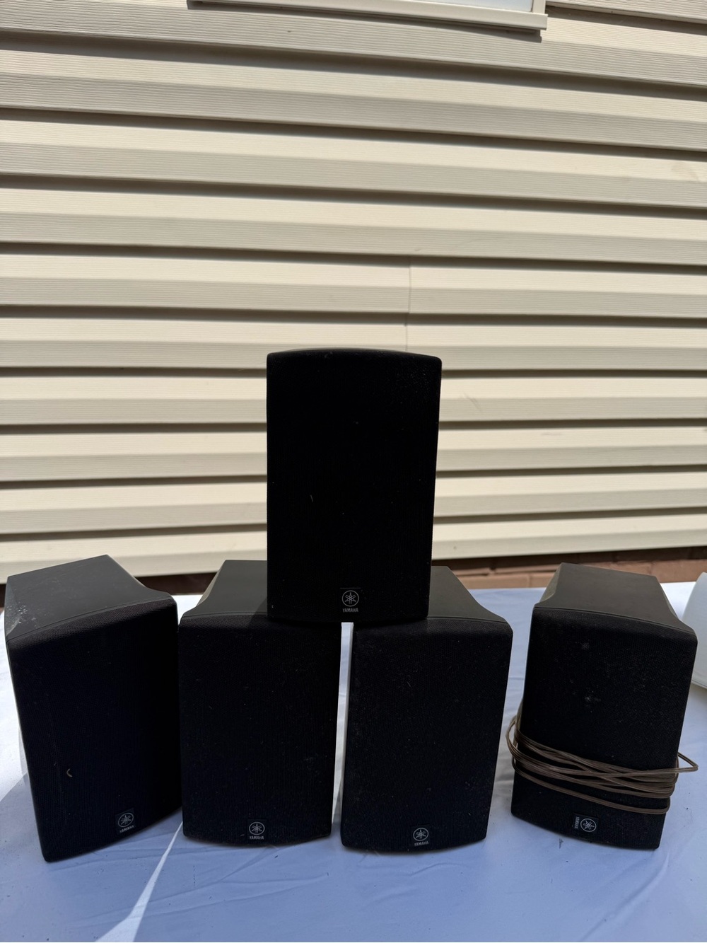 Yamaha Black 5-Piece Satellite Speaker Set